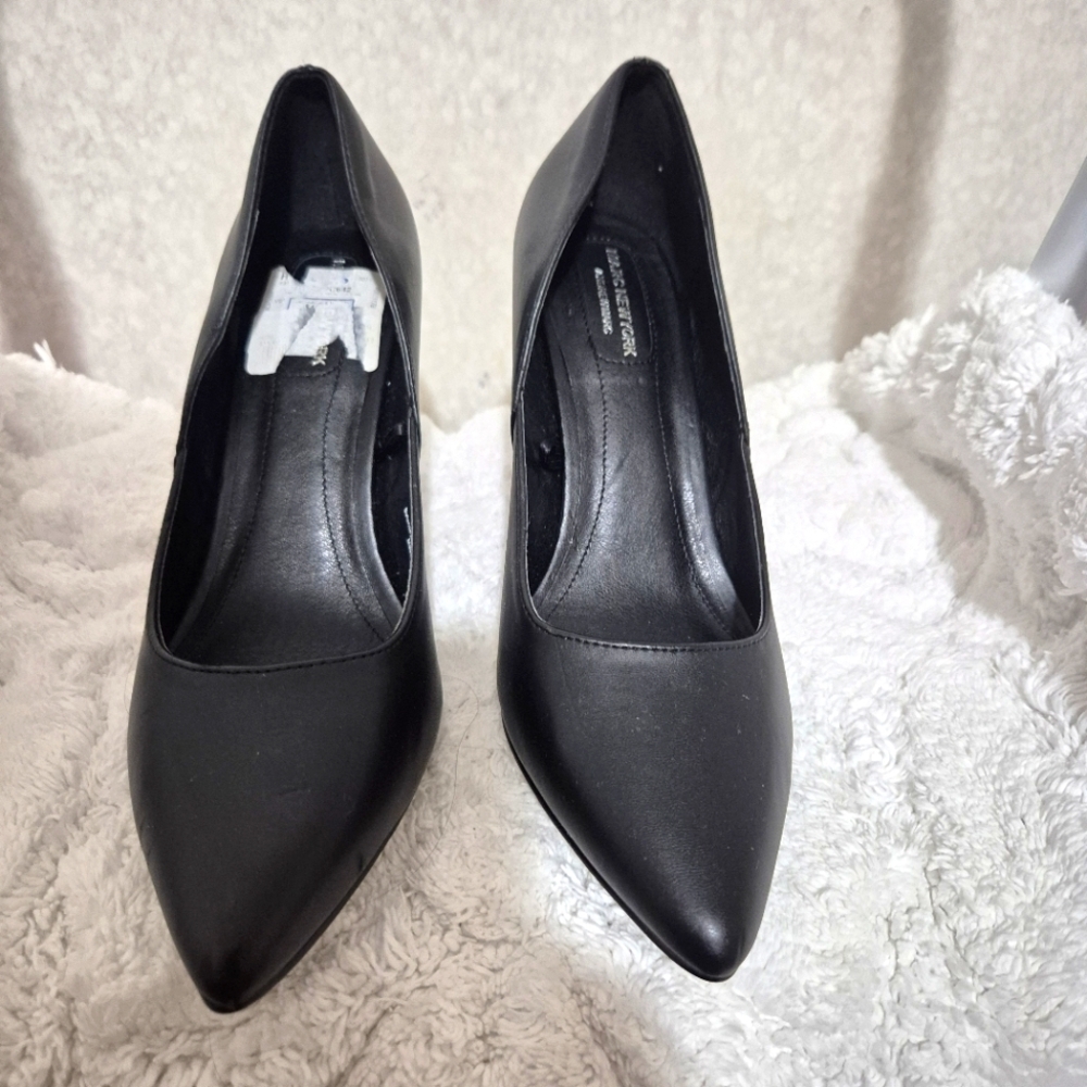 MARC NEW YORK  Elegant Black Women's Heels...CLEAR HEELS ...SIZE:8M - Picture 3 of 12